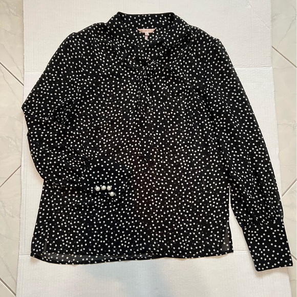 Esqualo polka dots with tie and pearls on sleeves - Picture 1 of 6